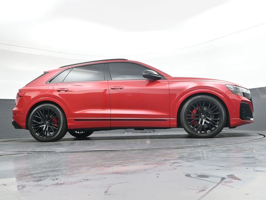 Used 2024 Audi SQ8 Prestige AWD/4WD image 30
