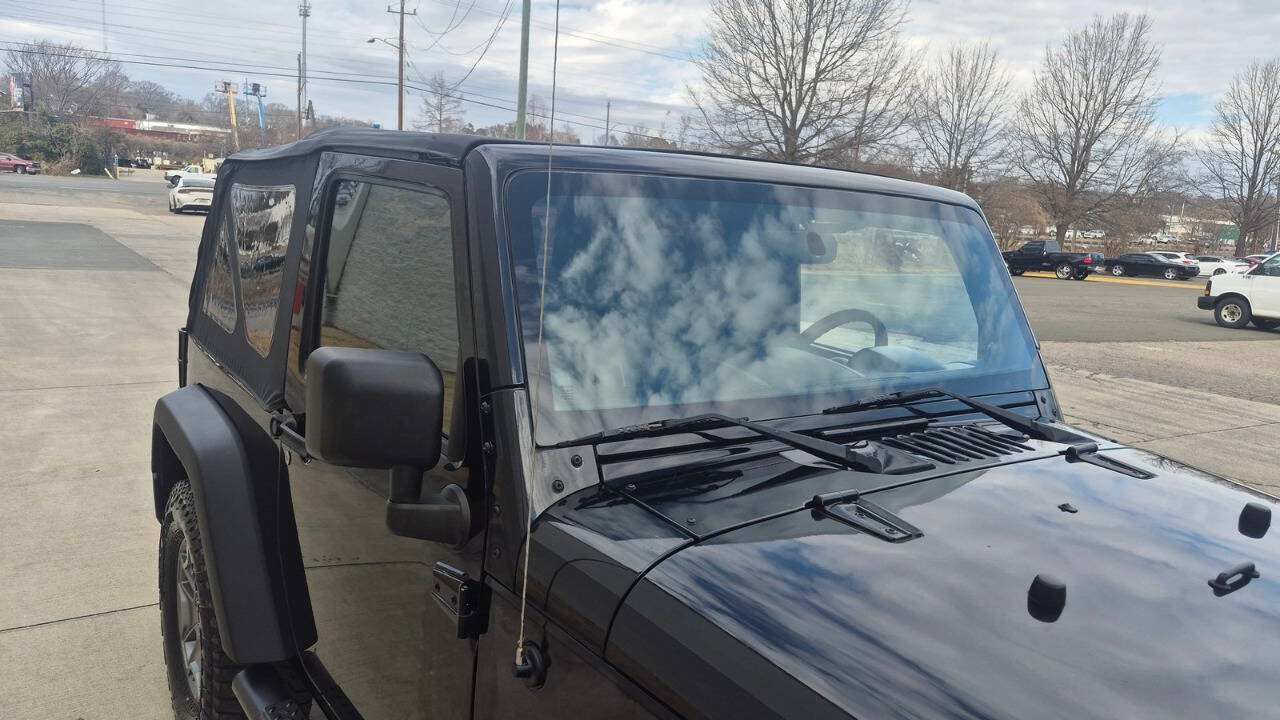 Used 2009 Jeep Wrangler X w/ Black Appearance Group AWD/4WD image 29