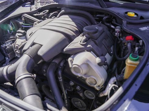 Used 2012 Porsche Panamera image 16