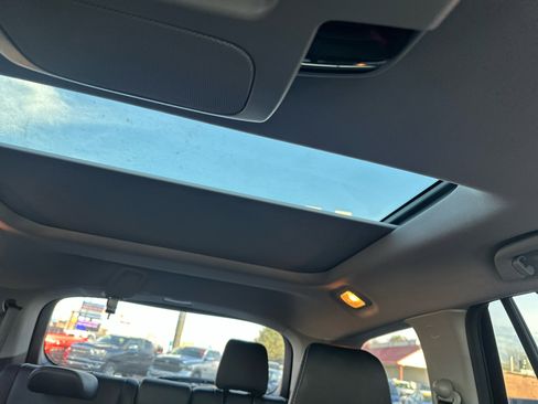 Used 2019 Honda Pilot Elite image 54