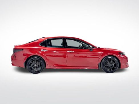 Used 2019 Toyota Camry XSE image 10