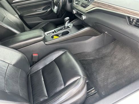 Used 2019 Nissan Altima 2.5 Platinum AWD/4WD image 17