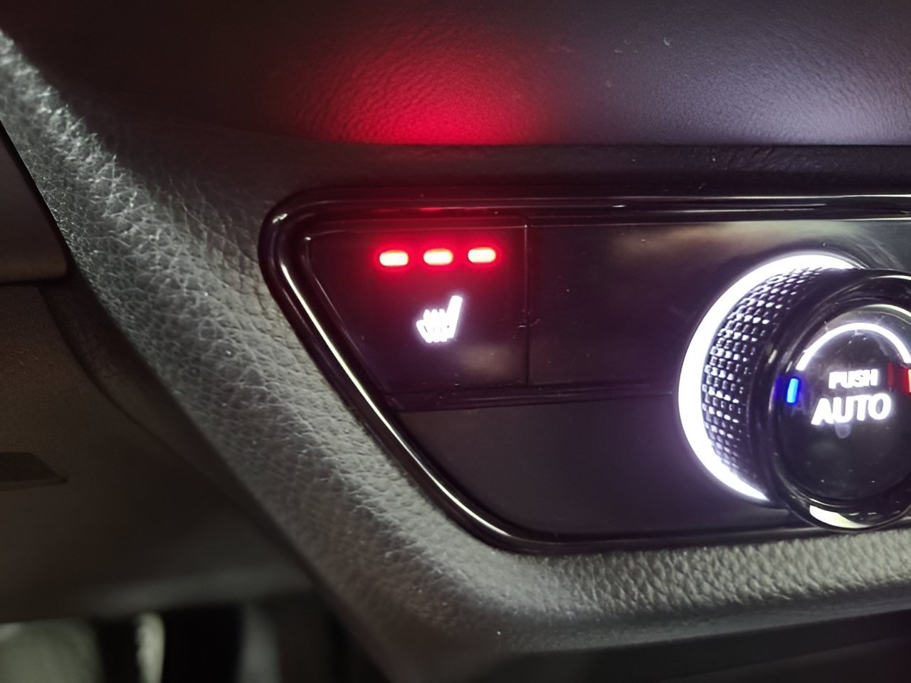 Certified 2024 Honda HR-V Sport image 32