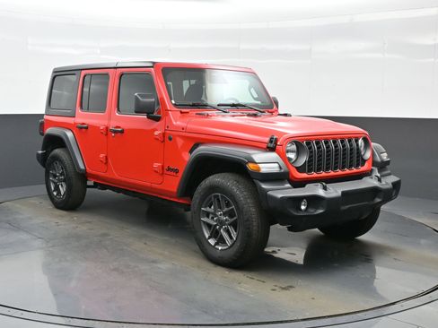 Used 2025 Jeep Wrangler Sport S AWD/4WD image 8