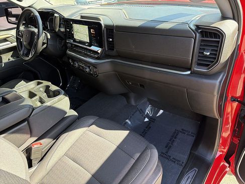 Used 2022 Chevrolet Silverado 1500 RST RWD image 28