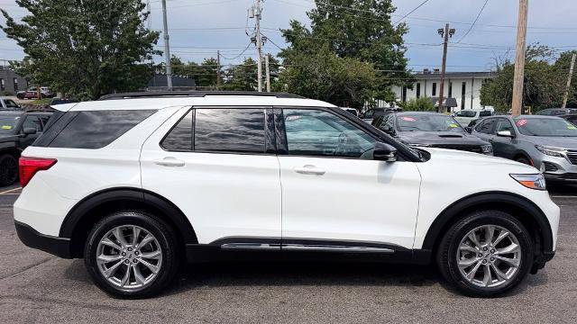Certified 2023 Ford Explorer XLT w/ Equipment Group 202A AWD/4WD image 9