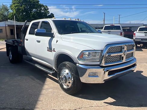 Used 2016 RAM 3500 Laramie AWD/4WD image 4