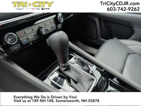 New 2026 Jeep Compass Limited image 23