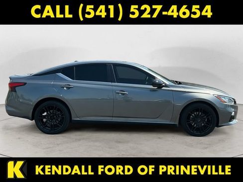 Used 2022 Nissan Altima 2.5 SR AWD/4WD image 4