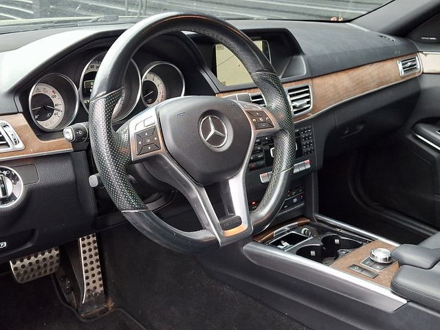 Used 2014 Mercedes-Benz E 350 4MATIC Sedan image 4
