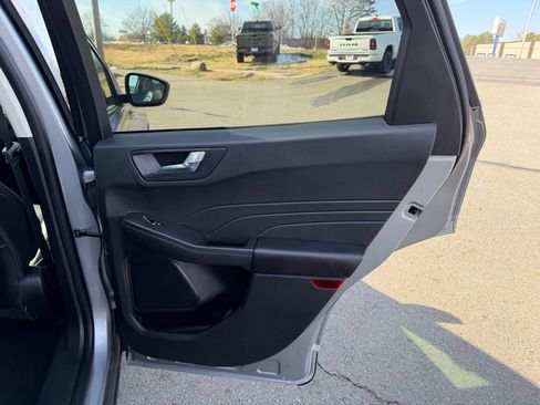 Used 2022 Ford Escape SEL image 33