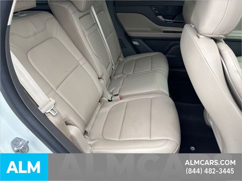 Used 2024 Lincoln Corsair Reserve w/ Jet Appearance Package AWD/4WD image 17