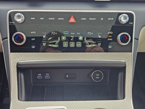 New 2026 Genesis GV80 3.5T Prestige image 16