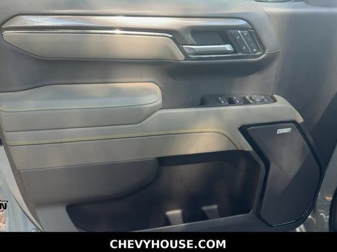 Used 2025 Chevrolet Silverado 1500 ZR2 AWD/4WD image 12