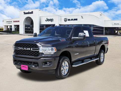 Used 2024 RAM 2500 Big Horn w/ Sport Appearance Package image 3