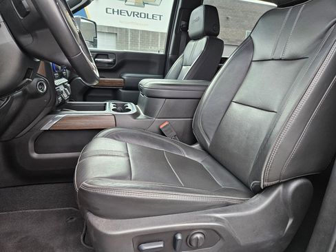 Used 2023 Chevrolet Silverado 2500 High Country image 15