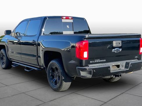 Used 2017 Chevrolet Silverado 1500 LTZ Z71 w/ LTZ Plus Package AWD/4WD image 12