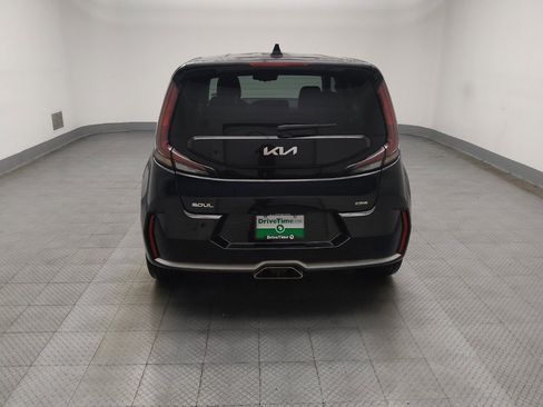 Used 2023 Kia Soul GT-Line image 6