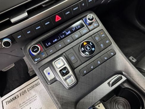 Used 2024 Hyundai Palisade Limited AWD/4WD image 26