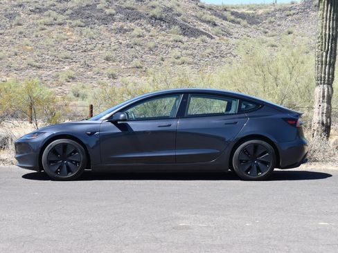 Used 2026 Tesla Model 3 RWD image 4