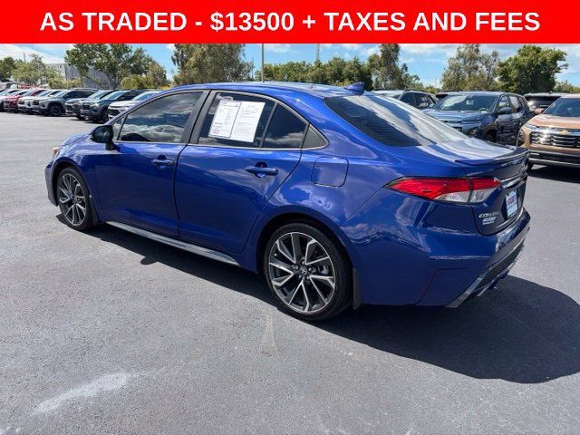 Used 2020 Toyota Corolla SE w/ SE Premium Package FWD image 4