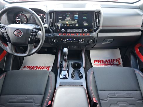 Certified 2025 Nissan Frontier PRO-4X image 16