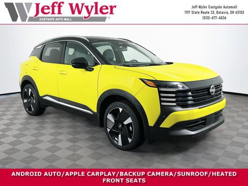 Used 2025 Nissan Kicks SR w/ SR Premium Package image 1