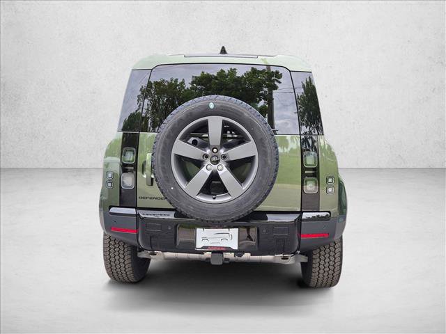 New 2026 Land Rover Defender 110 S AWD/4WD image 7