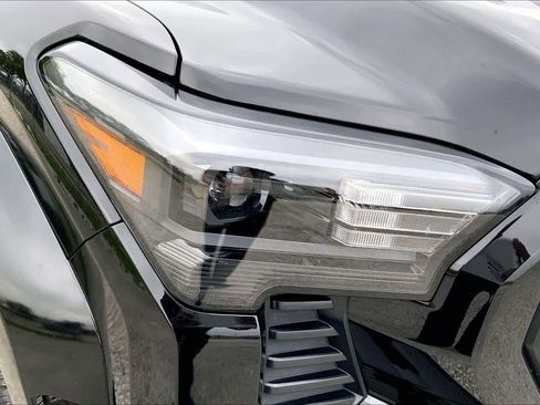 Used 2025 Toyota Tacoma TRD Sport RWD image 27