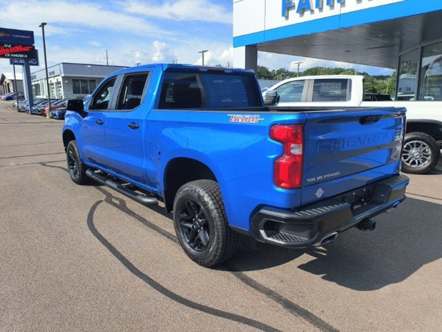 Used 2024 Chevrolet Silverado 1500 LT Trail Boss w/ Protection Package AWD/4WD image 2
