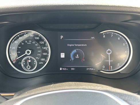 Used 2026 Genesis G70 2.5T RWD image 38