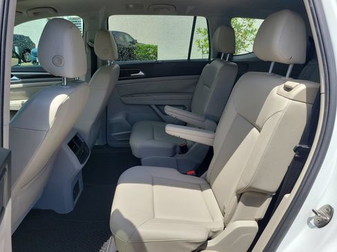 Used 2019 Volkswagen Atlas SE FWD image 14