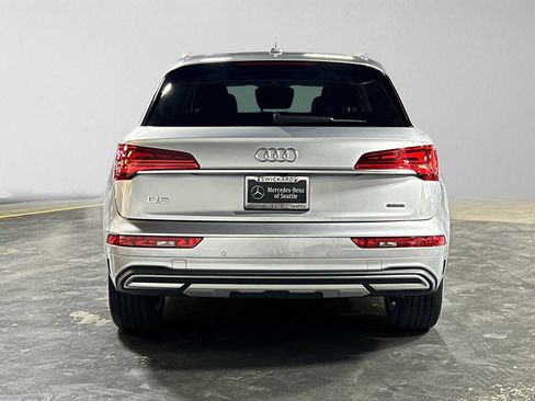 Used 2023 Audi Q5 2.0T Premium Plus w/ Premium Plus Package AWD/4WD image 4