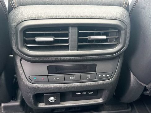 Certified 2024 Honda Pilot TrailSport image 30