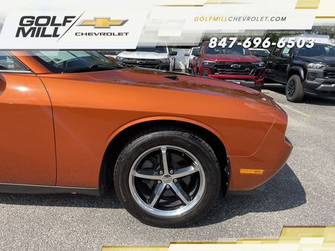 Used 2011 Dodge Challenger RWD image 28