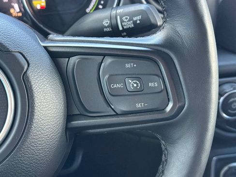 Used 2023 Jeep Wrangler Unlimited w/ Cold Weather Group AWD/4WD image 28
