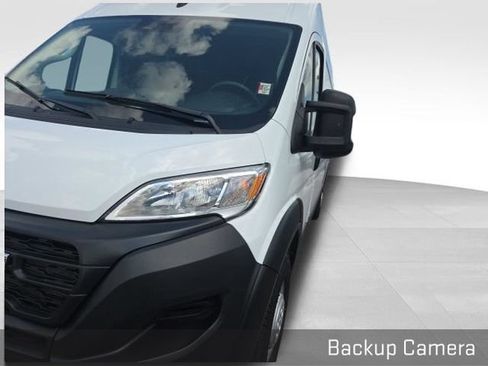 Used 2024 RAM ProMaster 2500 w/ Convenience Group FWD image 5
