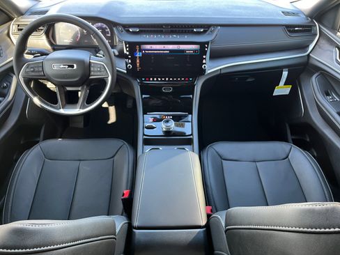 New 2026 Jeep Grand Cherokee L Limited image 16