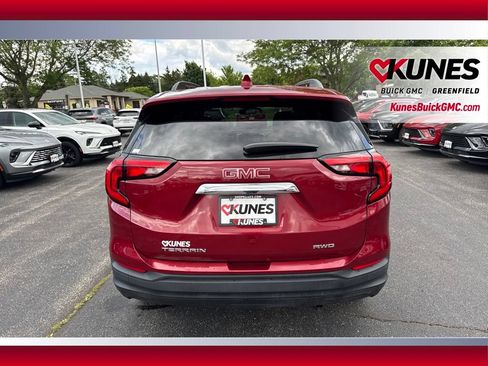 Used 2018 GMC Terrain SLE w/ Driver Convenience Package AWD/4WD image 8