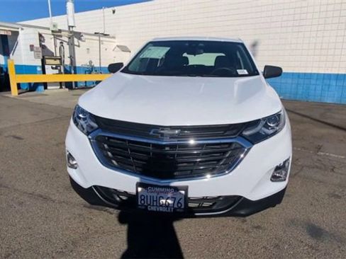 Used 2021 Chevrolet Equinox LS image 3