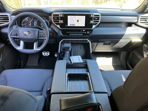 New 2026 Toyota Tundra SR5 w/ TRD Off-Road Package AWD/4WD image 13