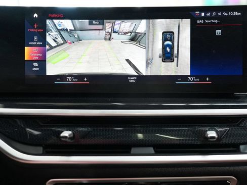 Used 2023 BMW X7 xDrive40i w/ M Sport Package AWD/4WD image 18