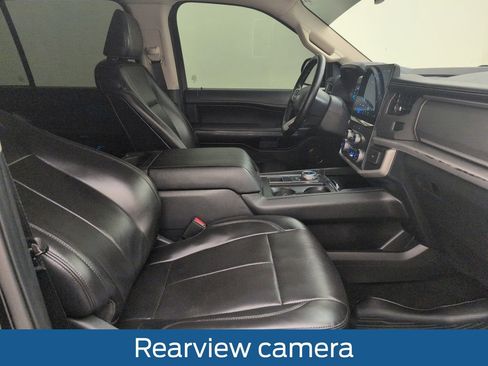 Used 2022 Ford Expedition Max XLT image 15