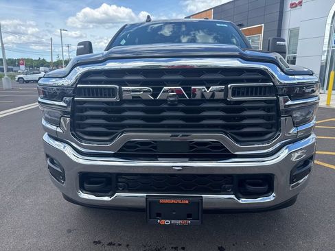 New 2026 RAM 2500 Tradesman AWD/4WD image 3