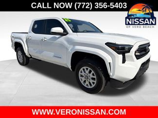 Used 2025 Toyota Tacoma SR5 w/ SR5 Upgrade Package AWD/4WD 360° Tour