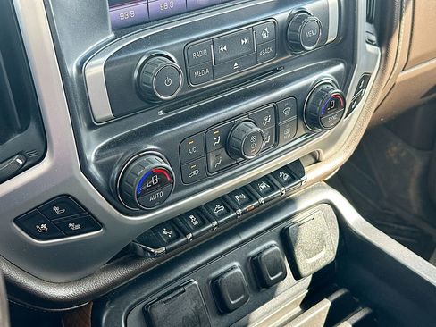 Used 2016 GMC Sierra 1500 SLT AWD/4WD image 14