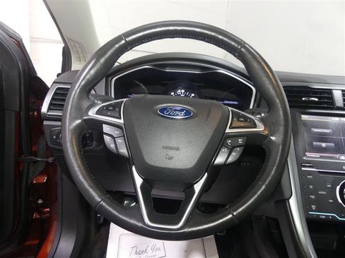 Used 2015 Ford Fusion Titanium FWD image 31