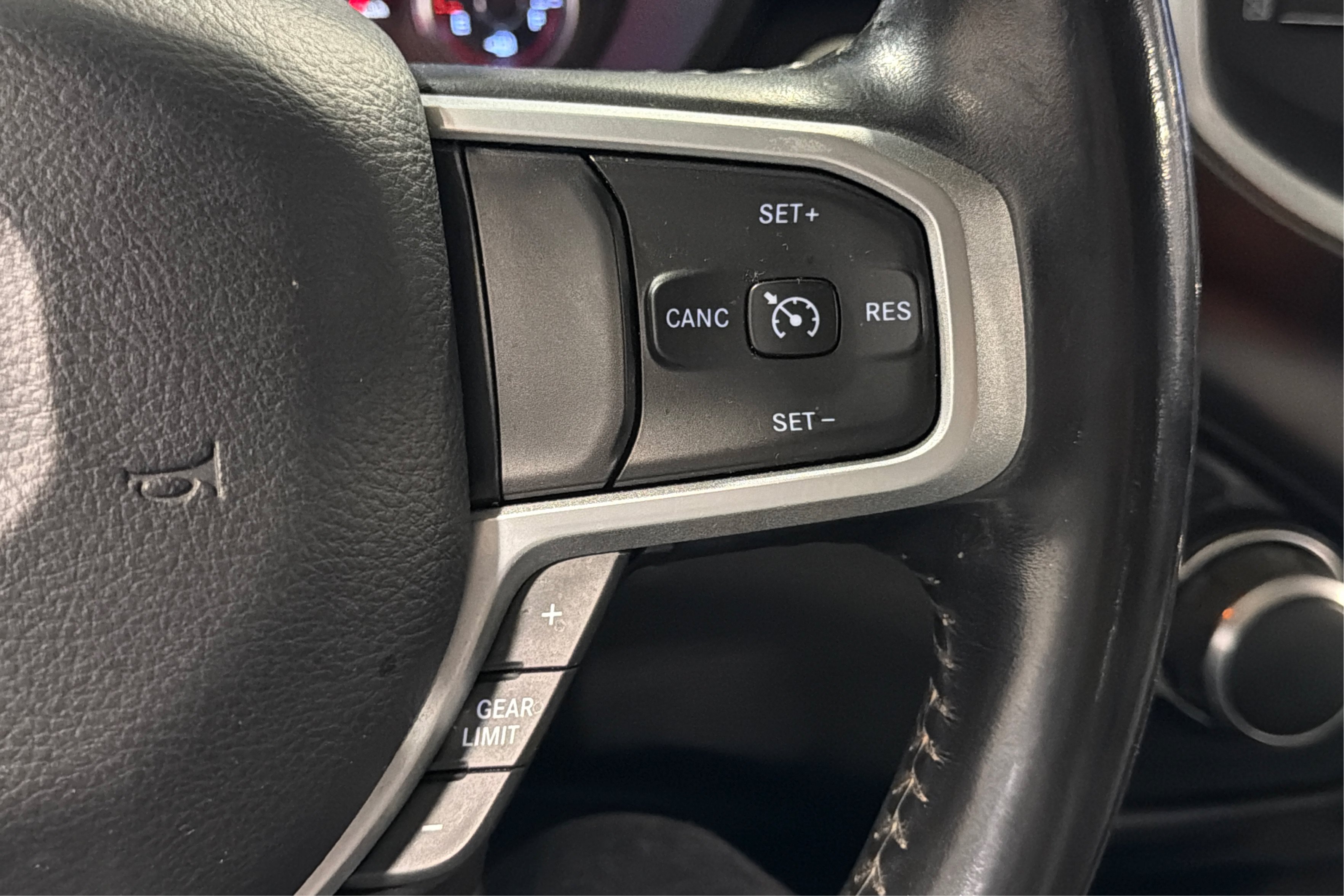 Used 2020 RAM 1500 Big Horn AWD/4WD image 24