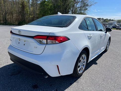 Used 2024 Toyota Corolla LE image 5