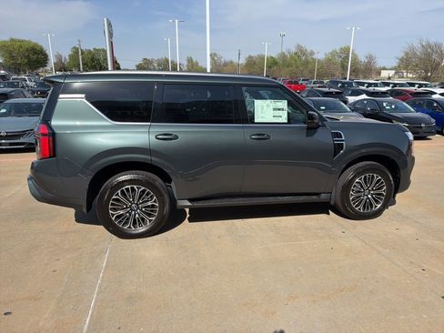 New 2026 Nissan Armada SL w/ Captain's Chari Seat Package RWD image 6
